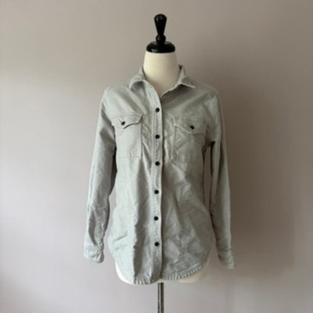 Toad&Co Morrison Shirt Womens Small Light Grey Organic Cotton Utility Button Up